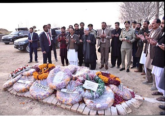 صدر آصف علی زرداری کی توپ مانکیالہ آمد۔ میجر حمزہ  اسرار شہید کی قبر پرحاضری